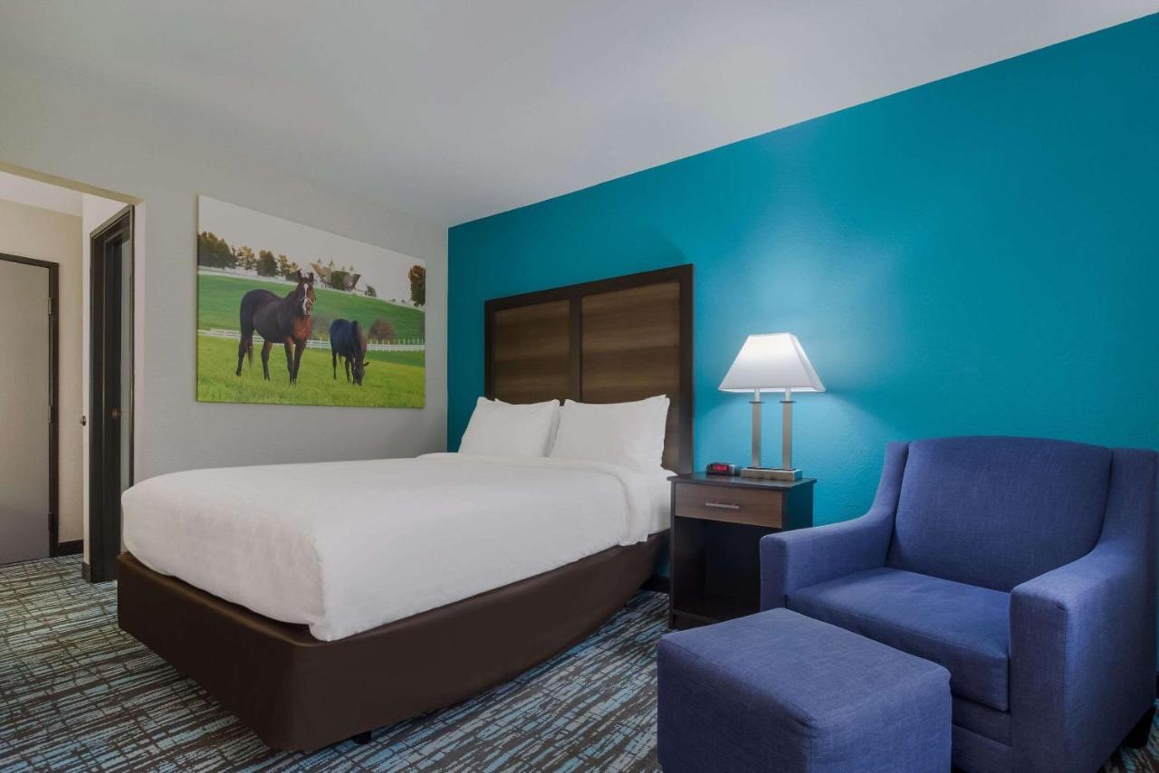 Clarion Pointe Harrodsburg-Danville Extérieur photo
